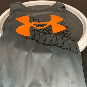 4T Gray and orange under armor shirt